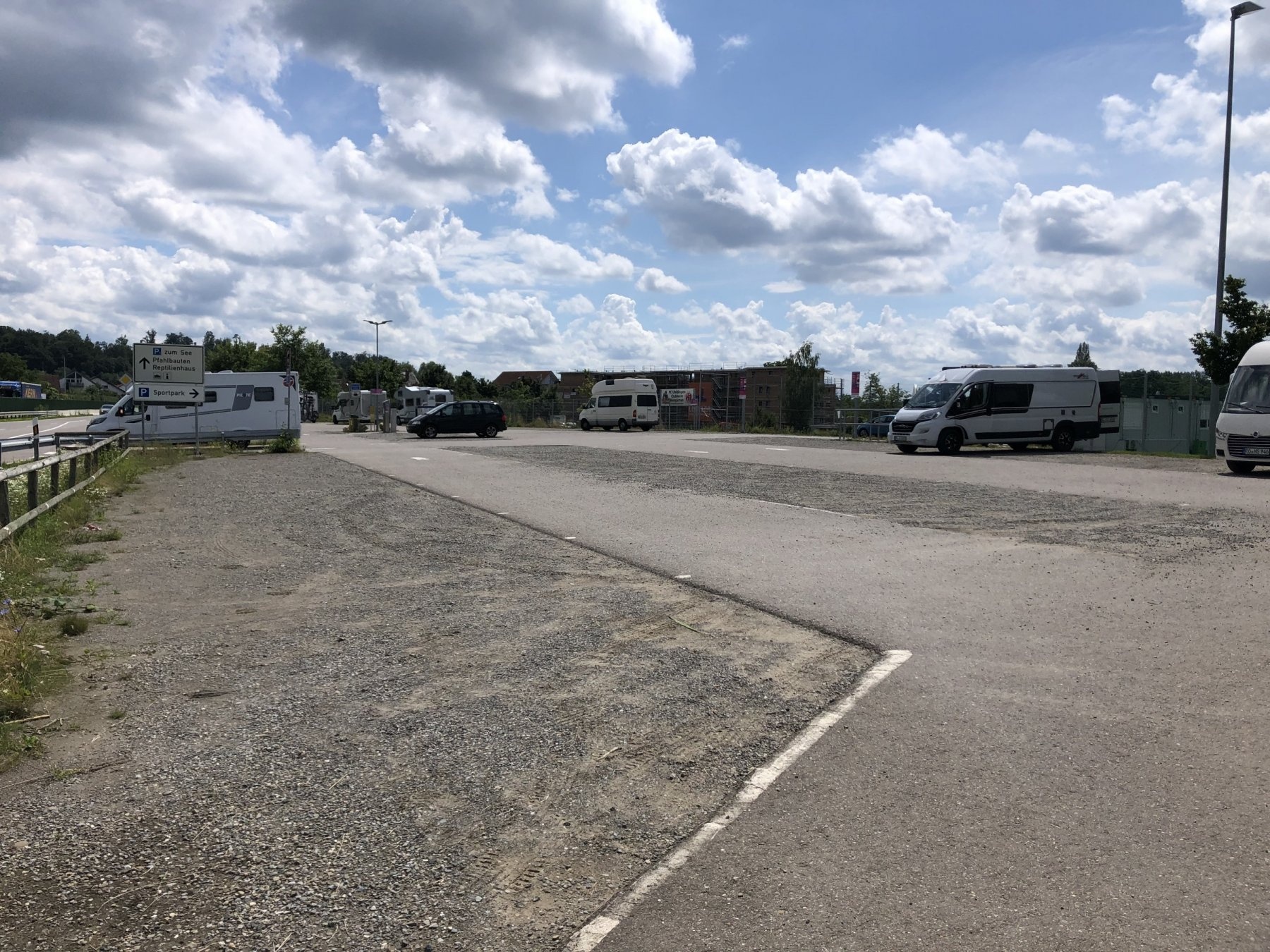 Parkplatz P2 am Sport- und Funpark — Overnight-parking in Uhldingen-Mühlhofen