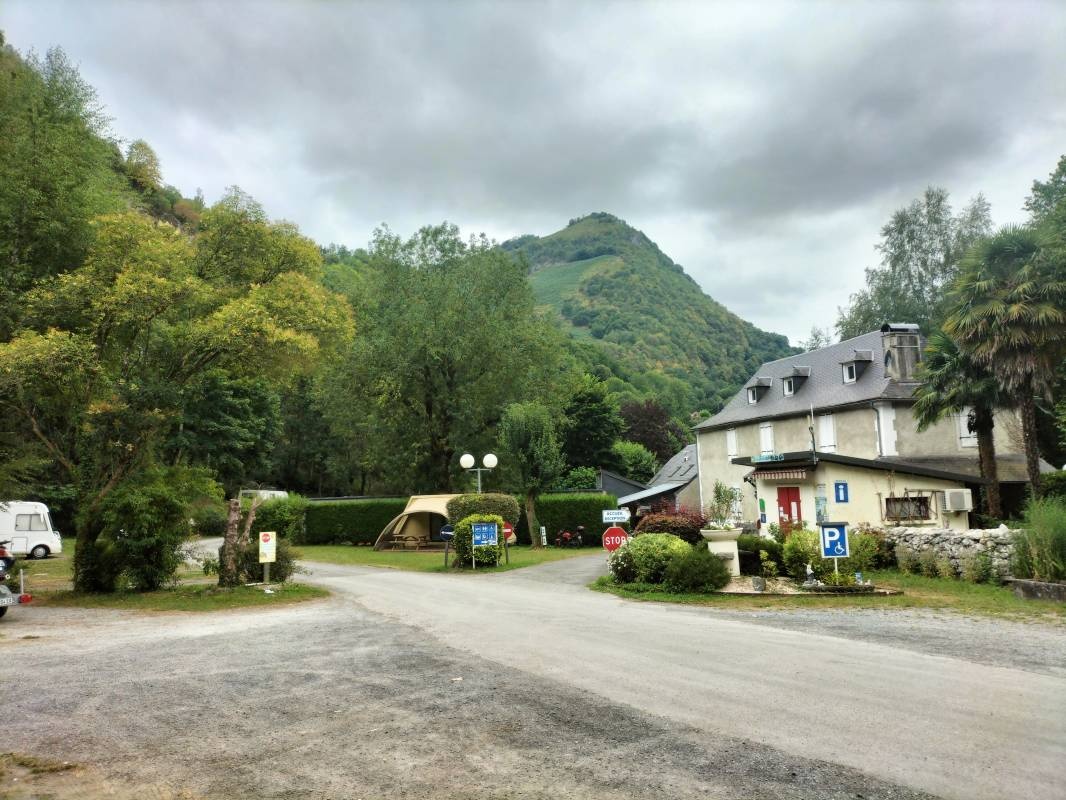 Camping du Loup — Camping in Lourdes / Occitanie