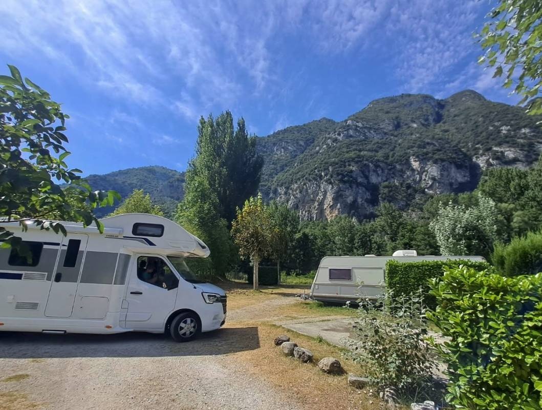Ariège Evasion *** — Campingplats in Ornolac-Ussat-les-Bains