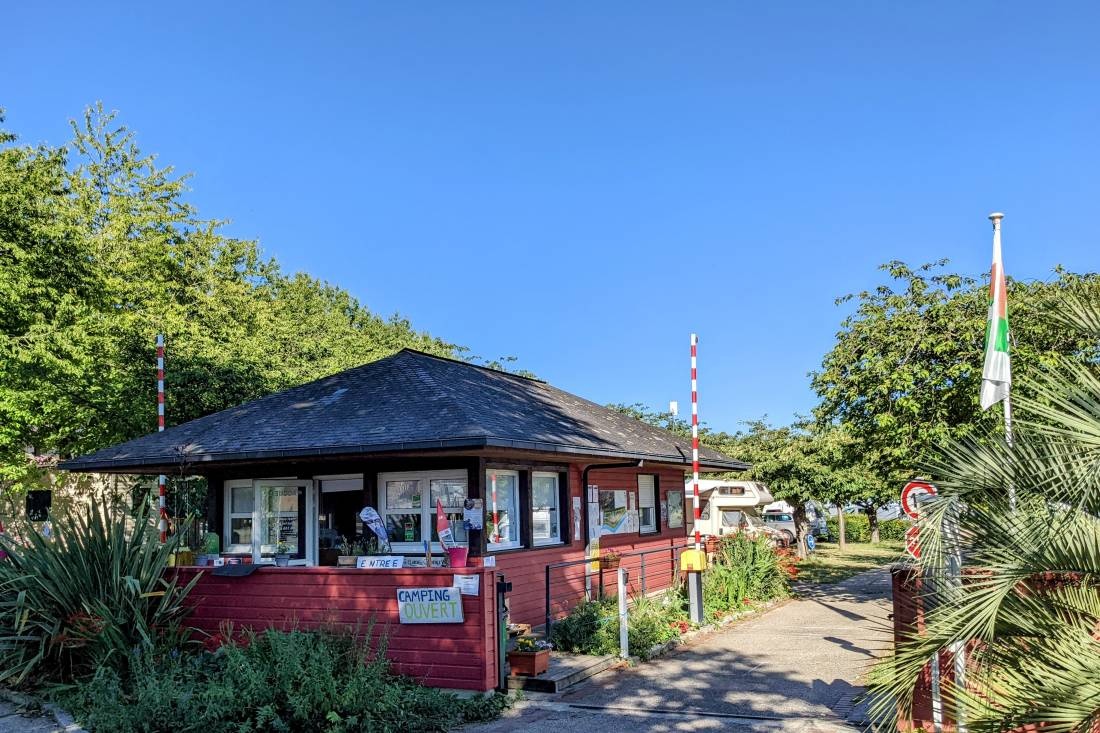 Camping Municipal Camp’ Eure ** — Camping in Pont-de-l'Arche