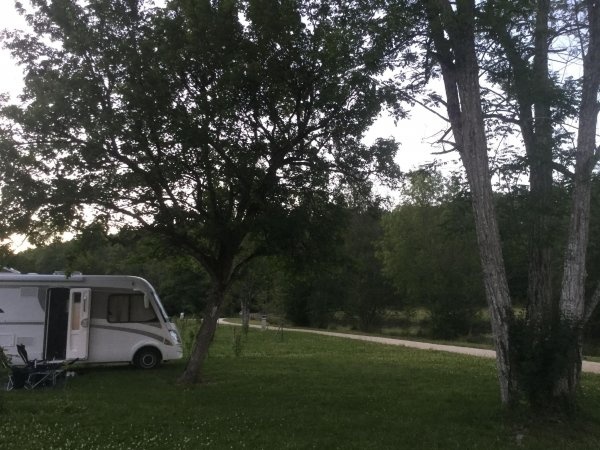 Camping Pomport Beach Monbazillac Dordogne — Kemp in Pomport / Nouvelle-Aquitaine