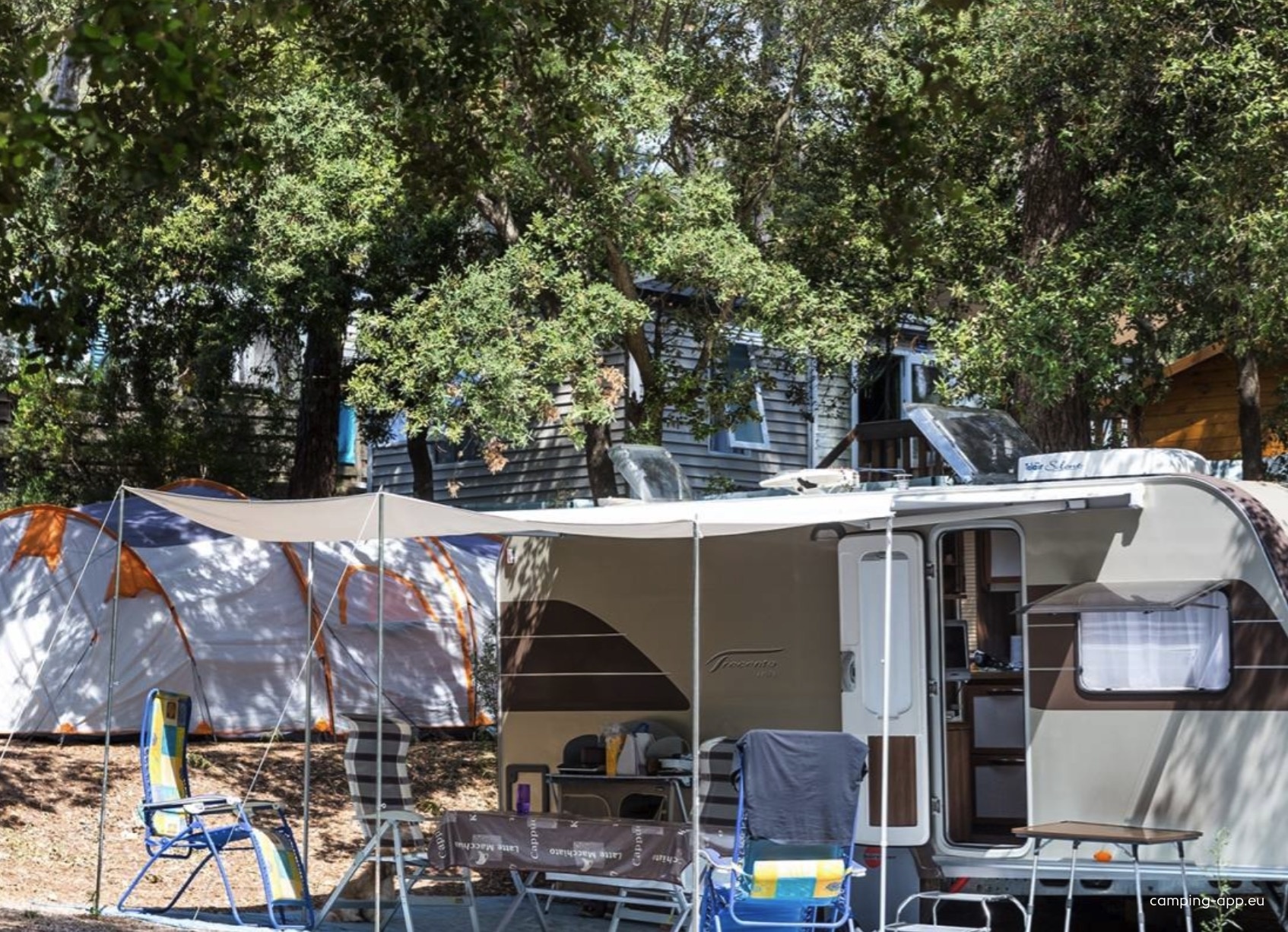 Holiday Green Resort & Camping ***** — Campingplads in Fréjus / Nouvelle-Aquitaine