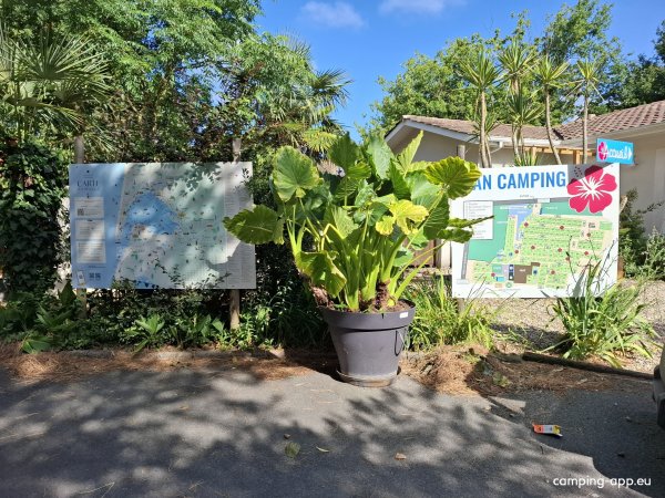 Village- Ker Helen — Photo 4