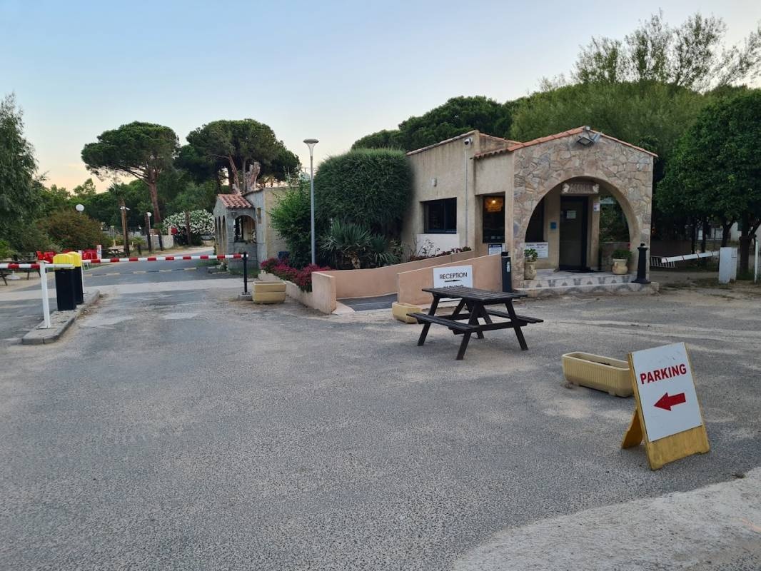 Camping Dolce Vita — Sítio de acampamento in Calvi / Nouvelle-Aquitaine