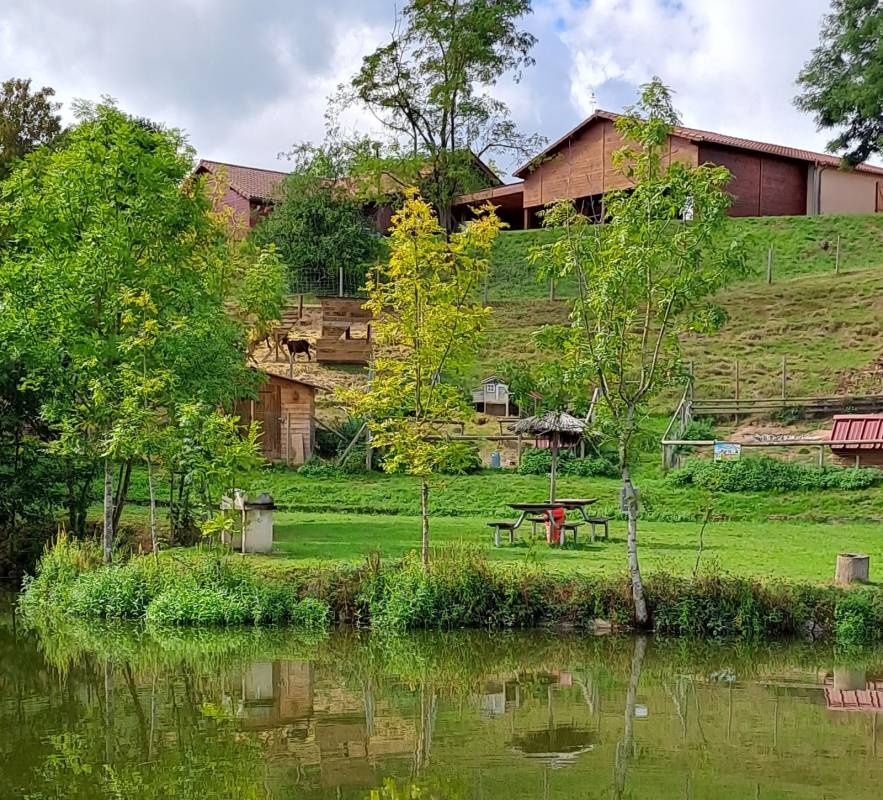 Dompierre-les-Ormes — Campingplats in Dompierre-les-Ormes / Auvergne-Rhône-Alpes