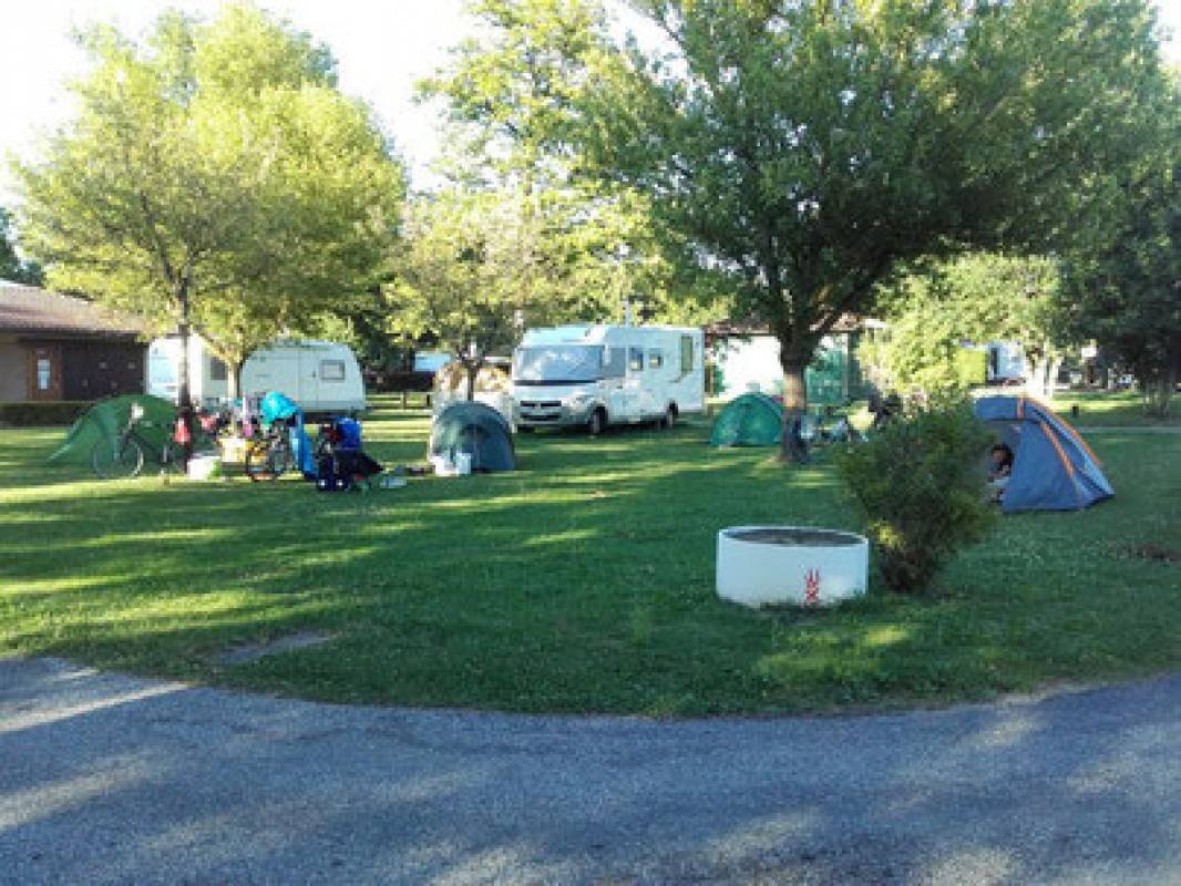 Camping ** of Eydoches — Campingplats in Faramans