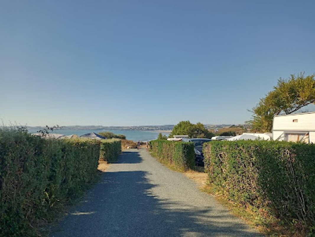 Camping Pors Ar Vag — Camping in Plomodiern / Bretagne