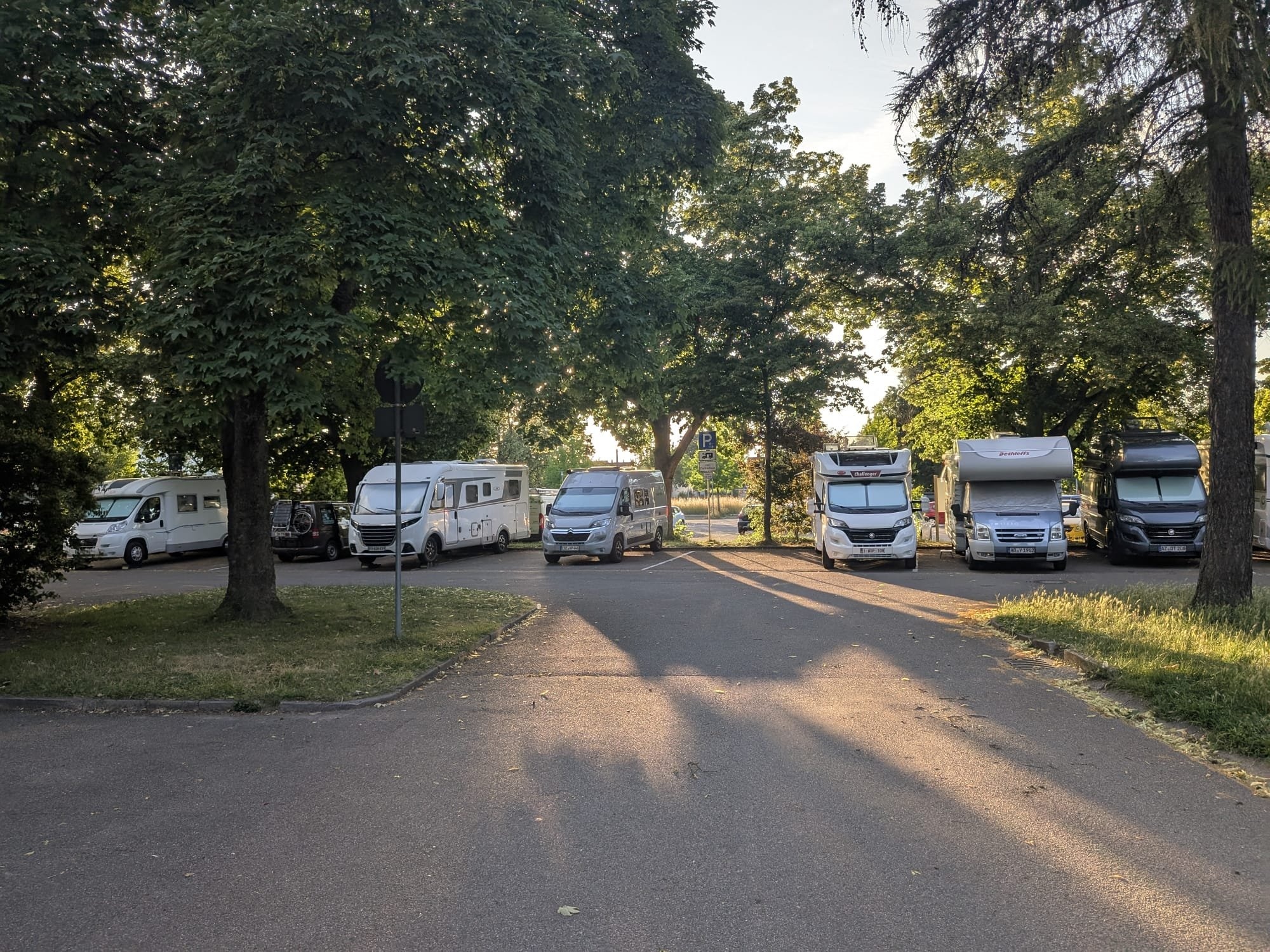 Stellplatz Ettlingen — Місце для кемперів in Ettlingen