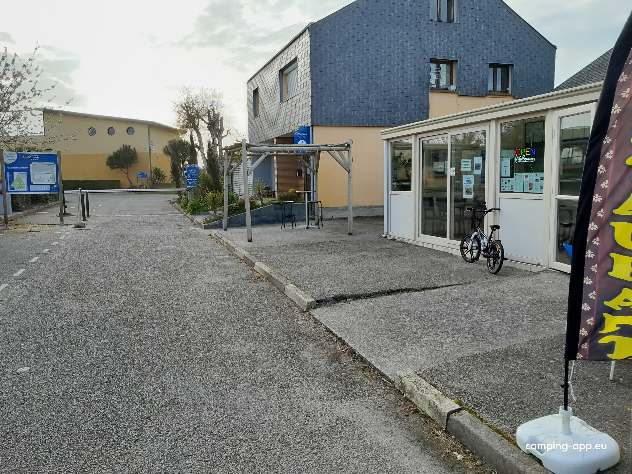 Camping Vitamin — Sítio de acampamento in Saint-Aubin-sur-Scie / Normandie
