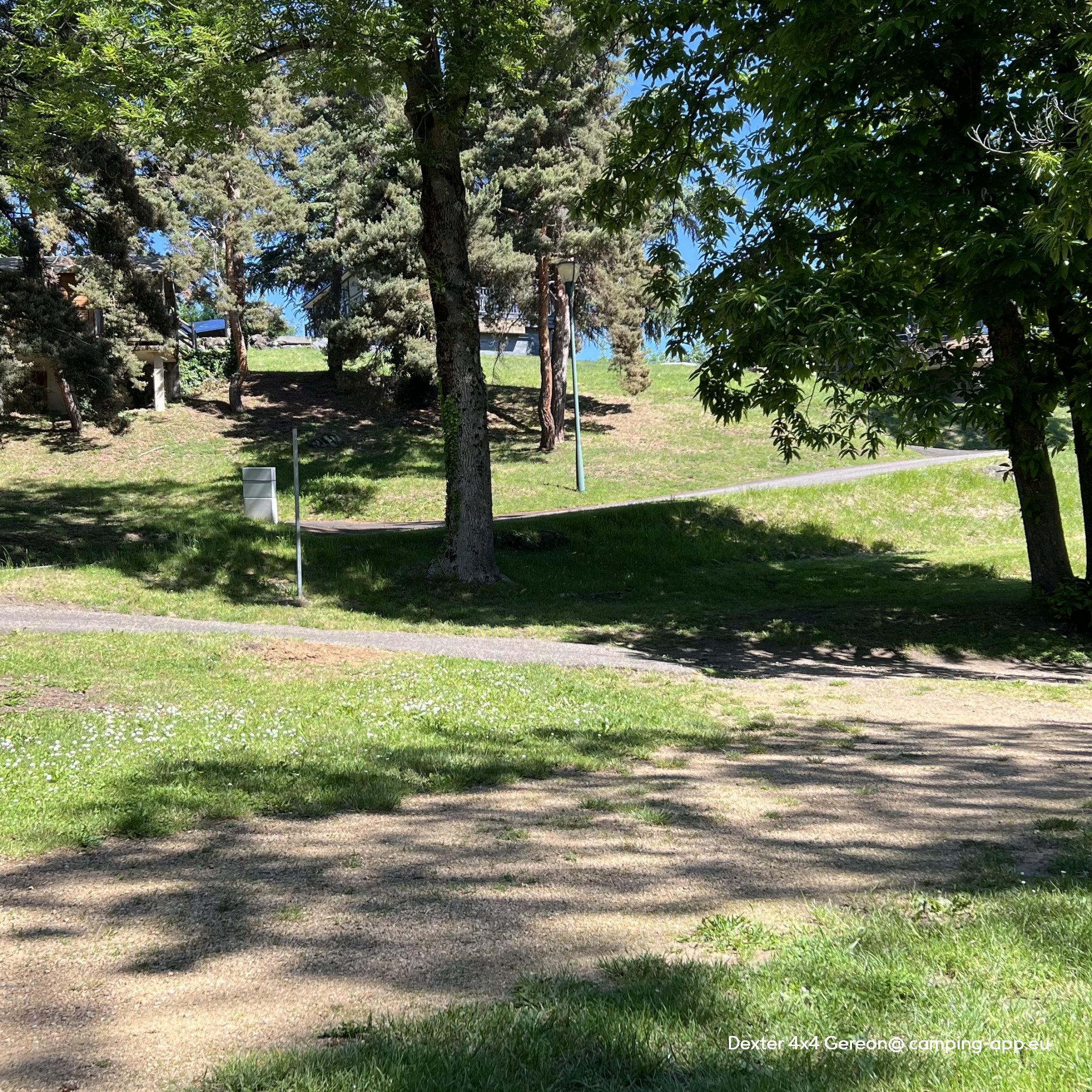 L’Hôtel de plein air Le Chanset — Foto 2