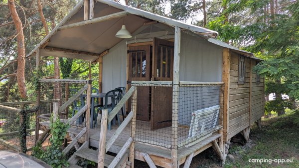 L’Hôtel de plein air Le Chanset — Photo 3