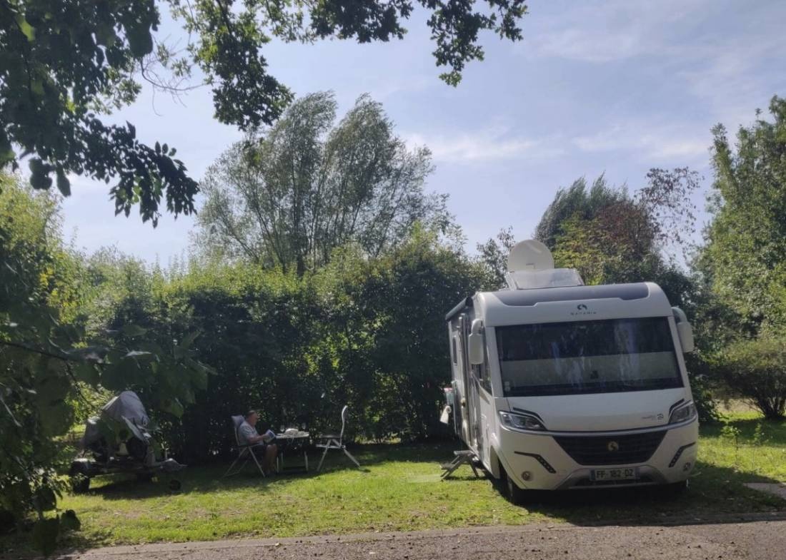 Camping de la Chabotière *** — Campingplass in Luché-Pringé