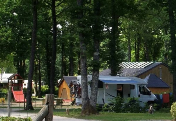 Camping Seasonova - La Forêt ***