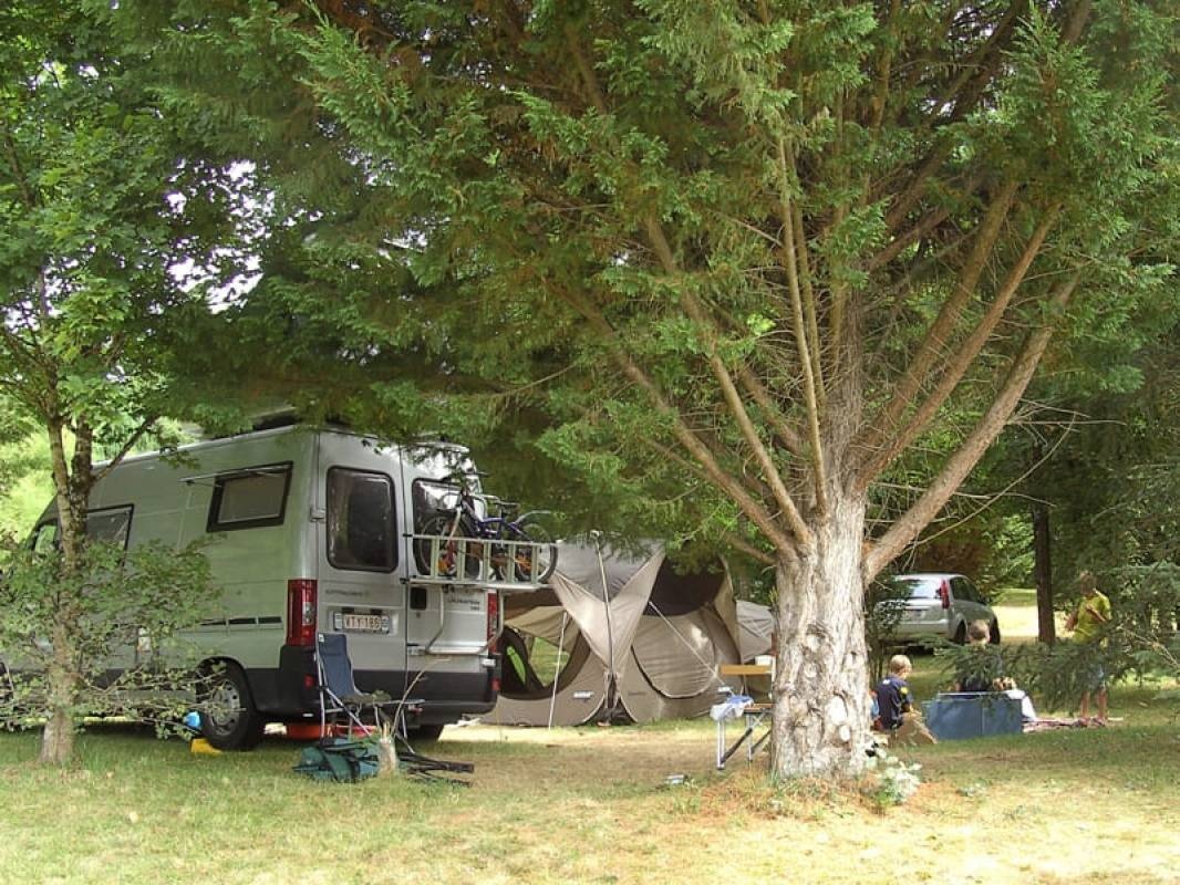 Camping La Grande Veyiere *** — Camping Site in Molières