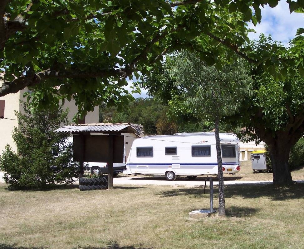 Camping La Goule *** — Cámping in Vagnas