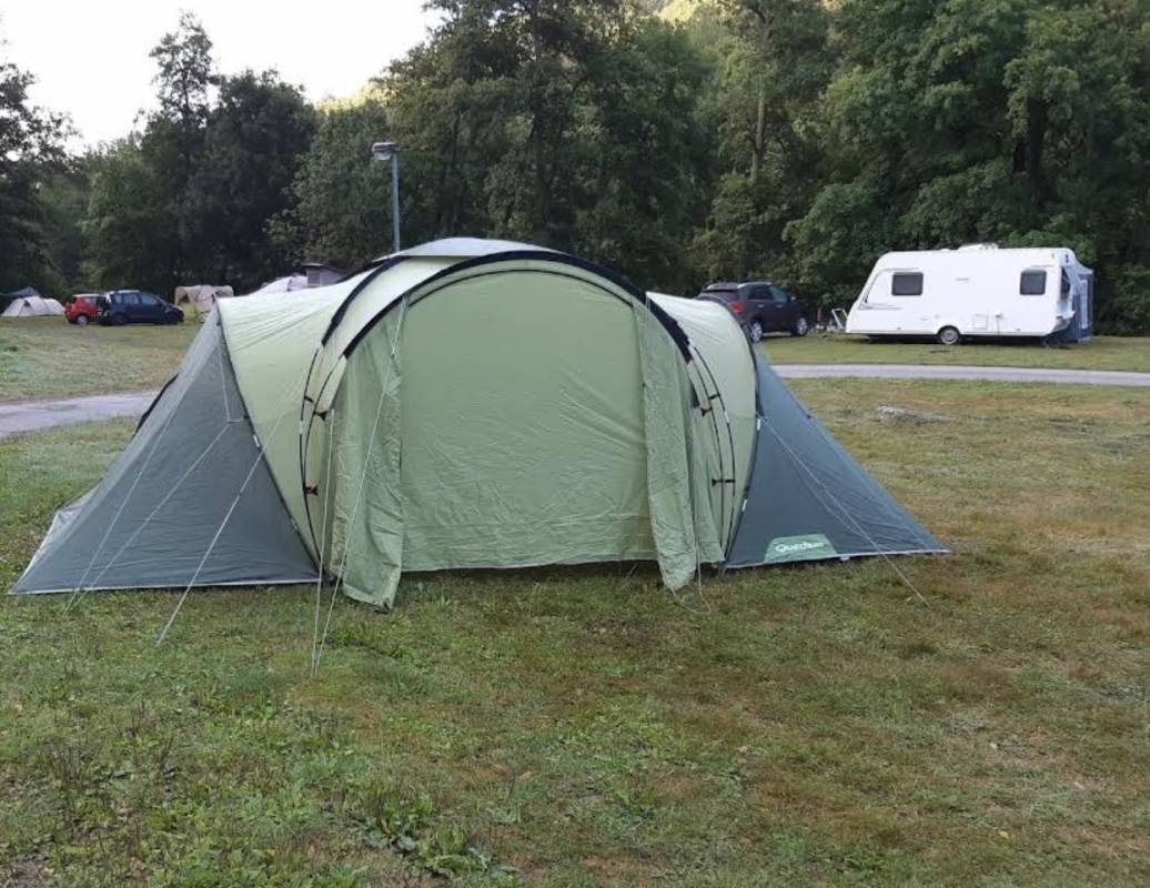 Le Camping des Rapides de Phade — Camping in Monthermé