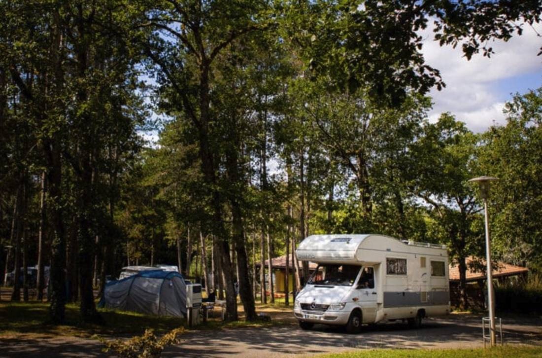 Domaine Le Quercy **** — Campingplats in Gourdon