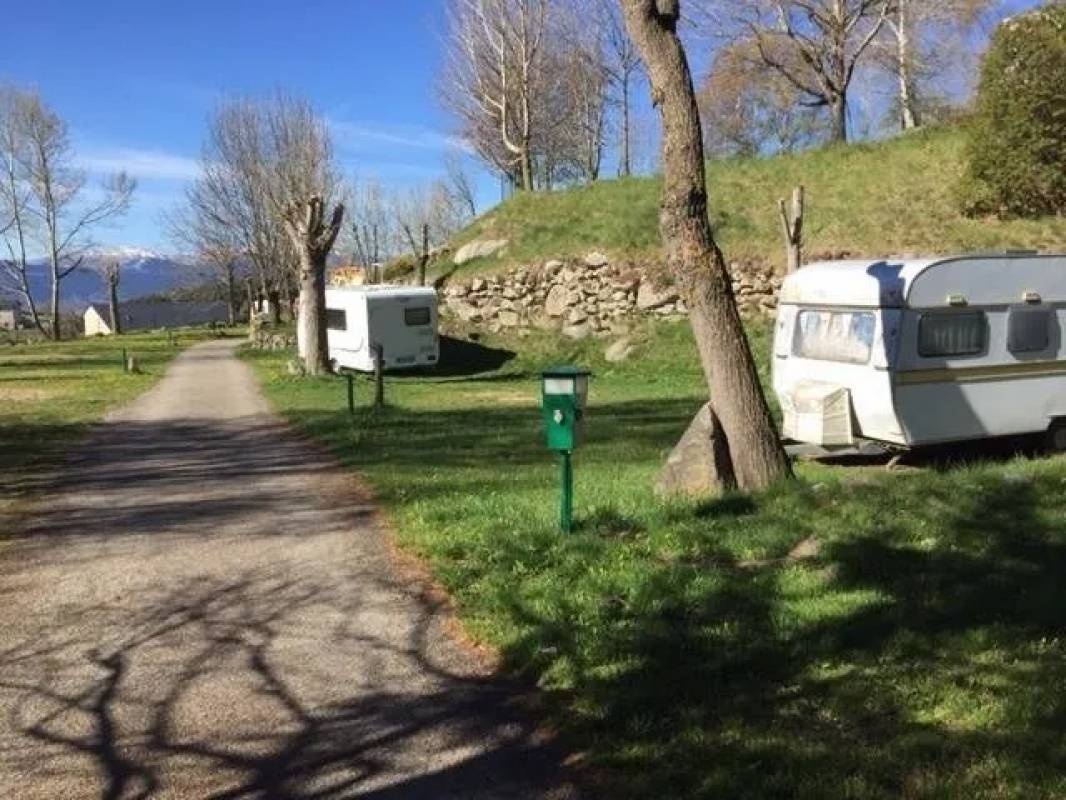 Camping Las Clotes — Camping Site in Égat