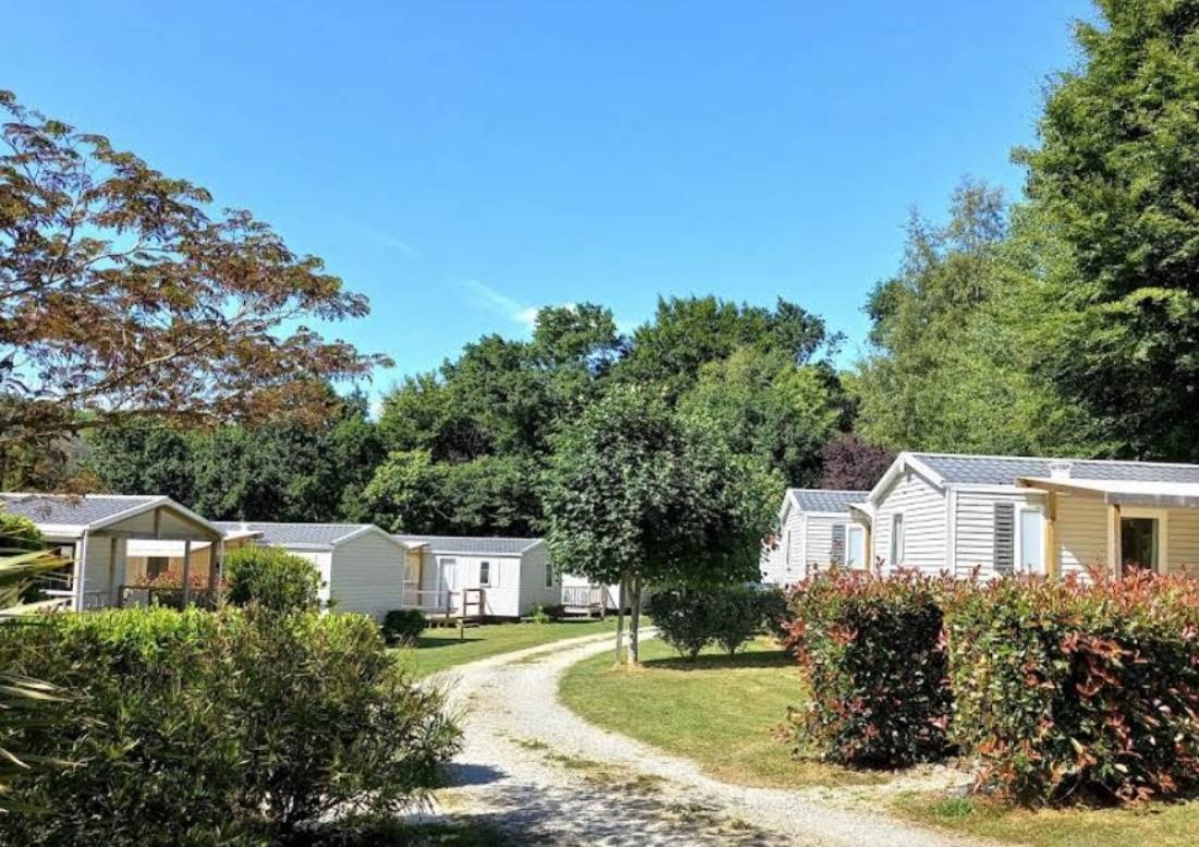 Camping Les Cerisiers *** — Campingplatz in Guillac