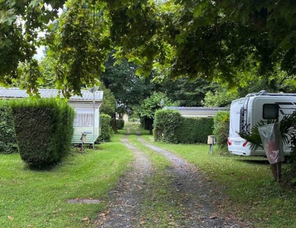 Camping du Vieux Moulin — Sítio de acampamento in Ance Féas