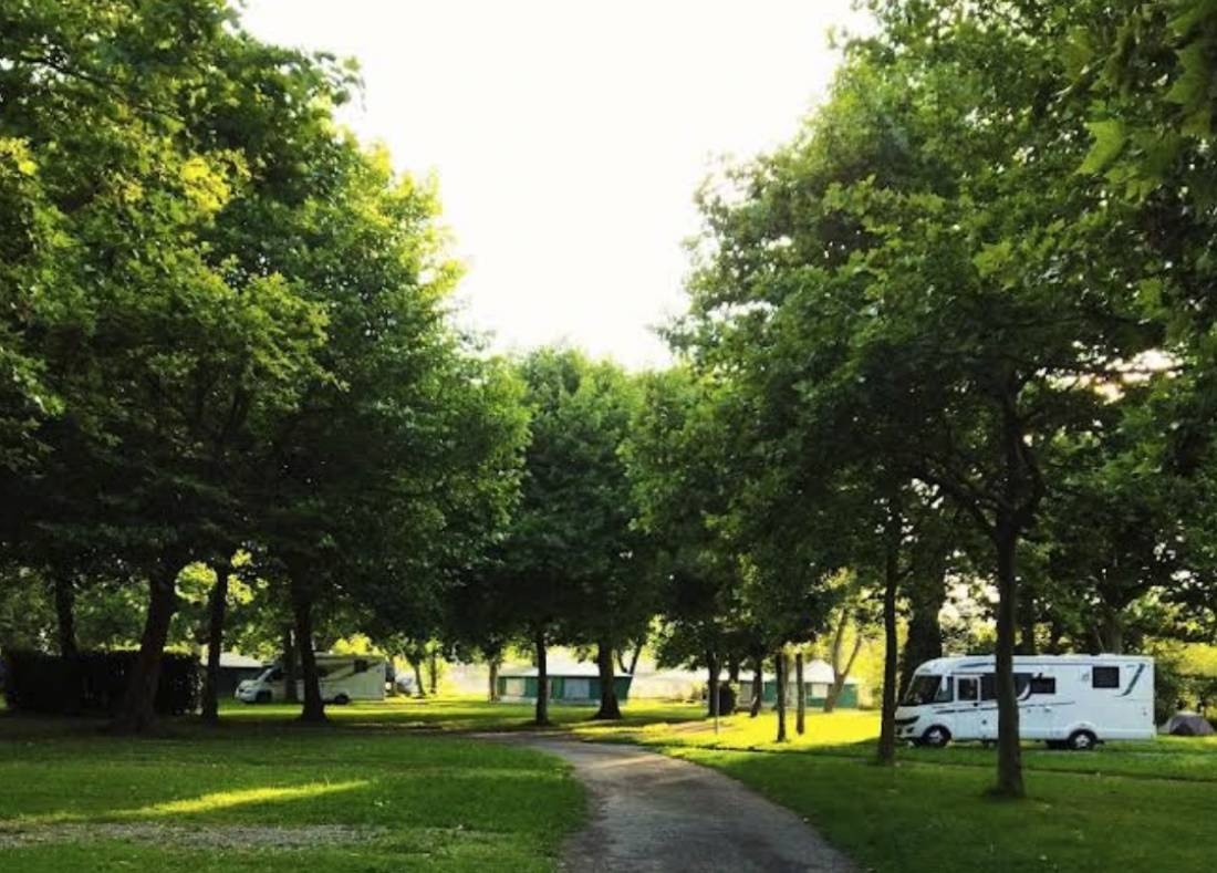 Camping Les Ombrages de l'Adour ** — Camping Site in Aire-sur-l'Adour 