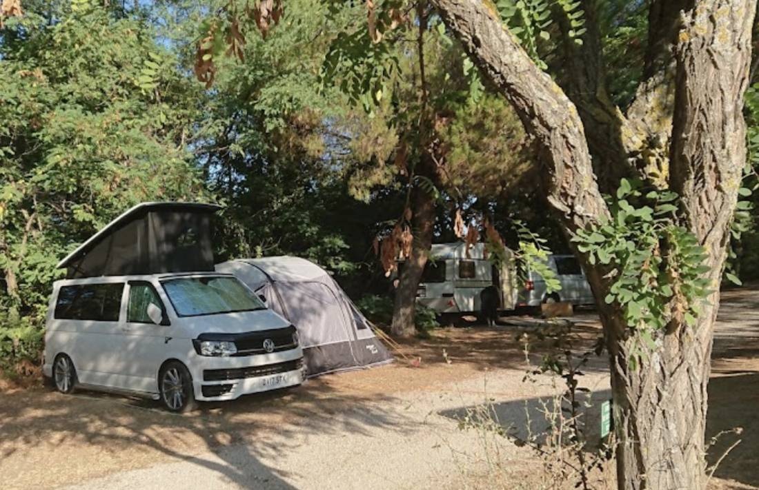 Camping Le Pastory, au pied du Mont Ventoux — Camping in Bédoin / Provence-Alpes-Côte d'Azur