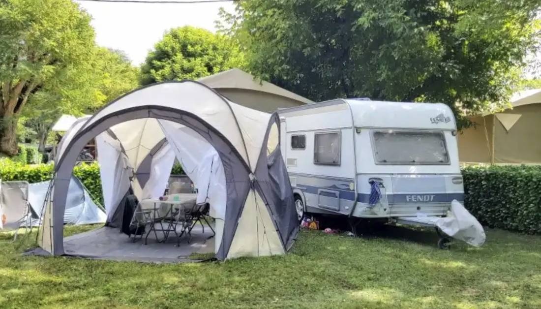 Camping Port De Lacombe *** — Camping in Flagnac 