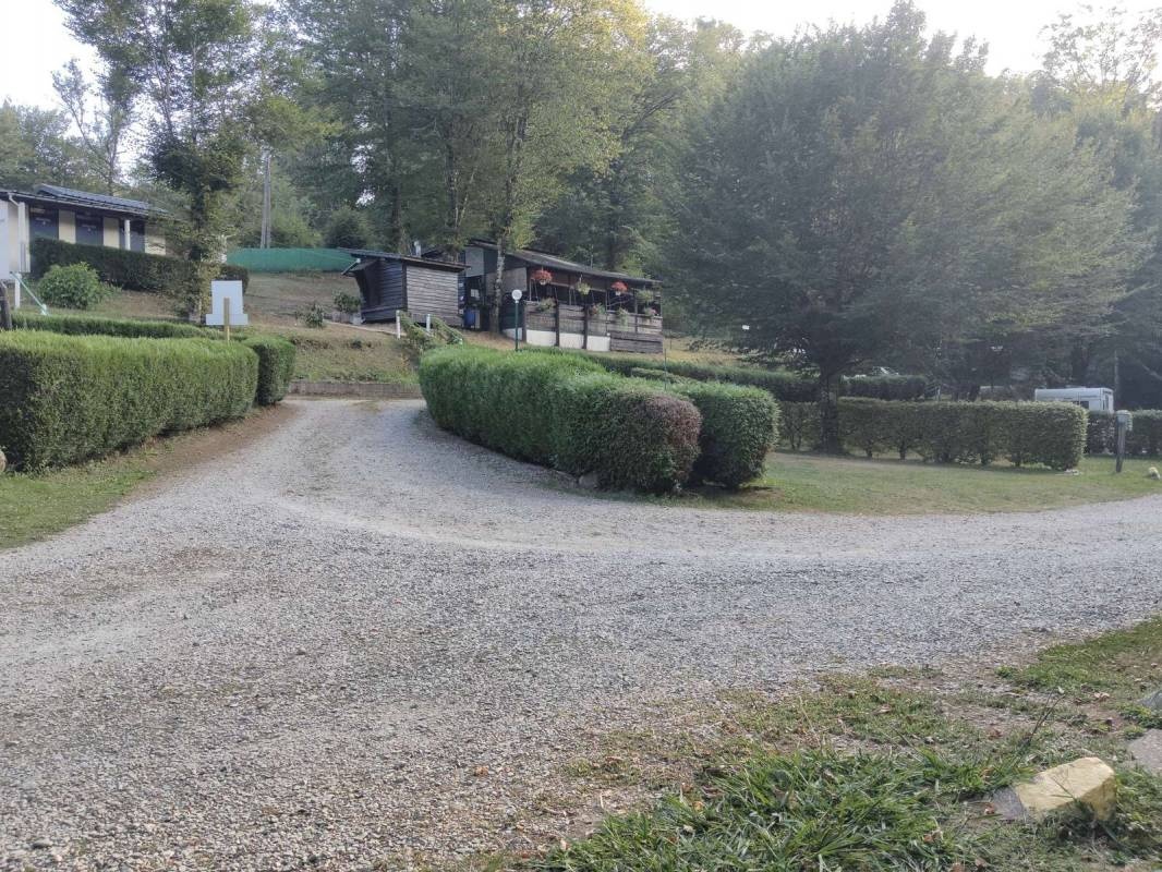 Camping Le Pre du Moulin — Cámping in Laguenne / Nouvelle-Aquitaine