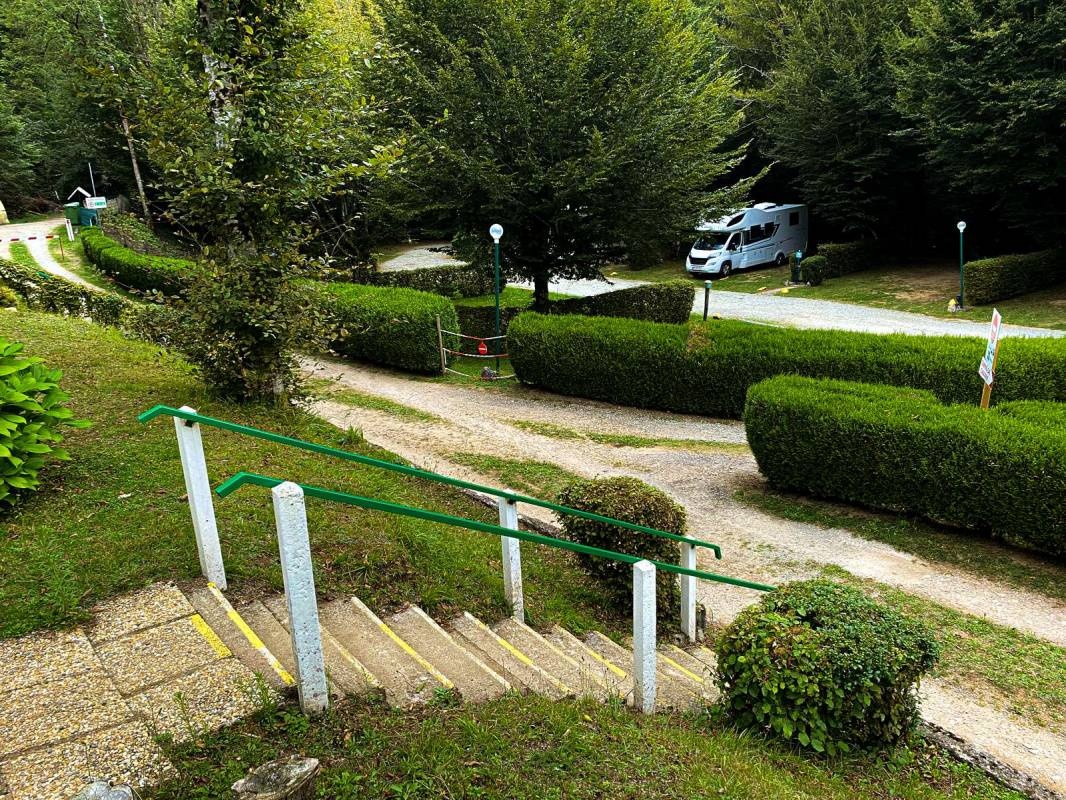 Camping Le Pre du Moulin — Cámping in Laguenne / Nouvelle-Aquitaine