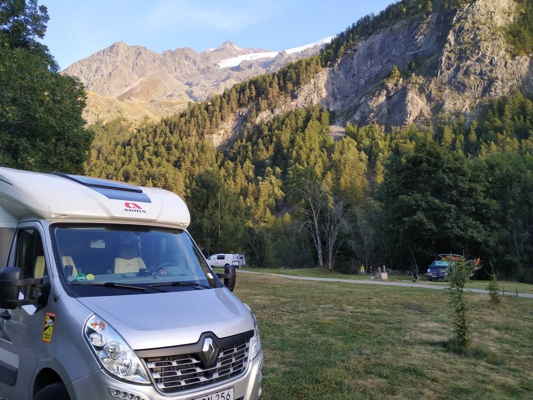 Camping Le Gravelotte ** — Area da campeggio in La Grave