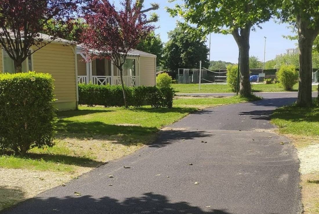 Camping Les Confluents de Migennes — Camping in Migennes 