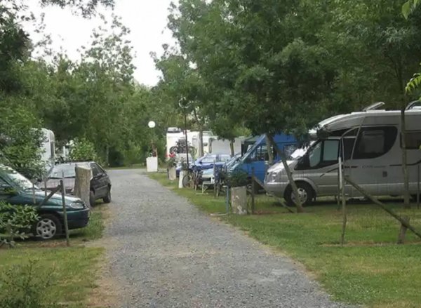 Camping des Conches ***