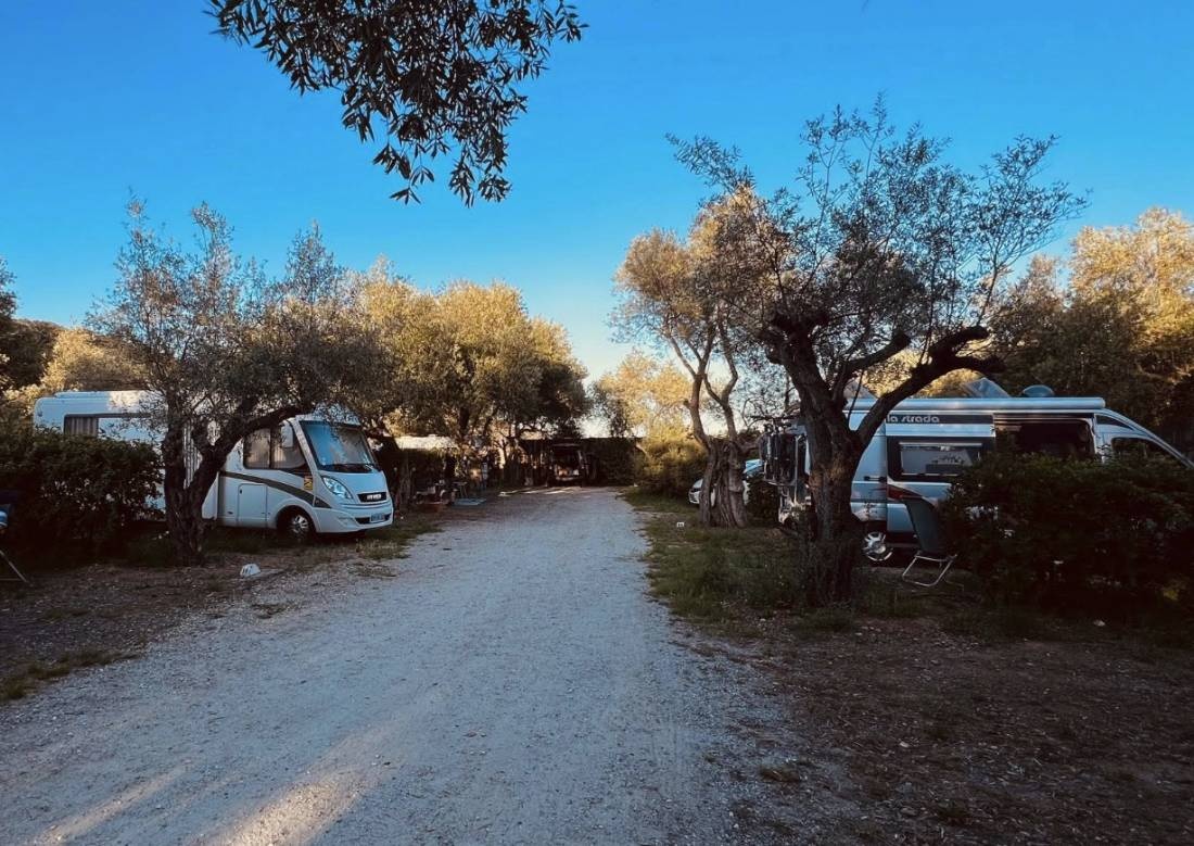 Camping Le Maurynate ** — Kemping in Maury 