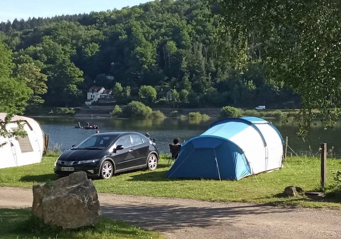 Camping les Soulins — Camping in Corancy