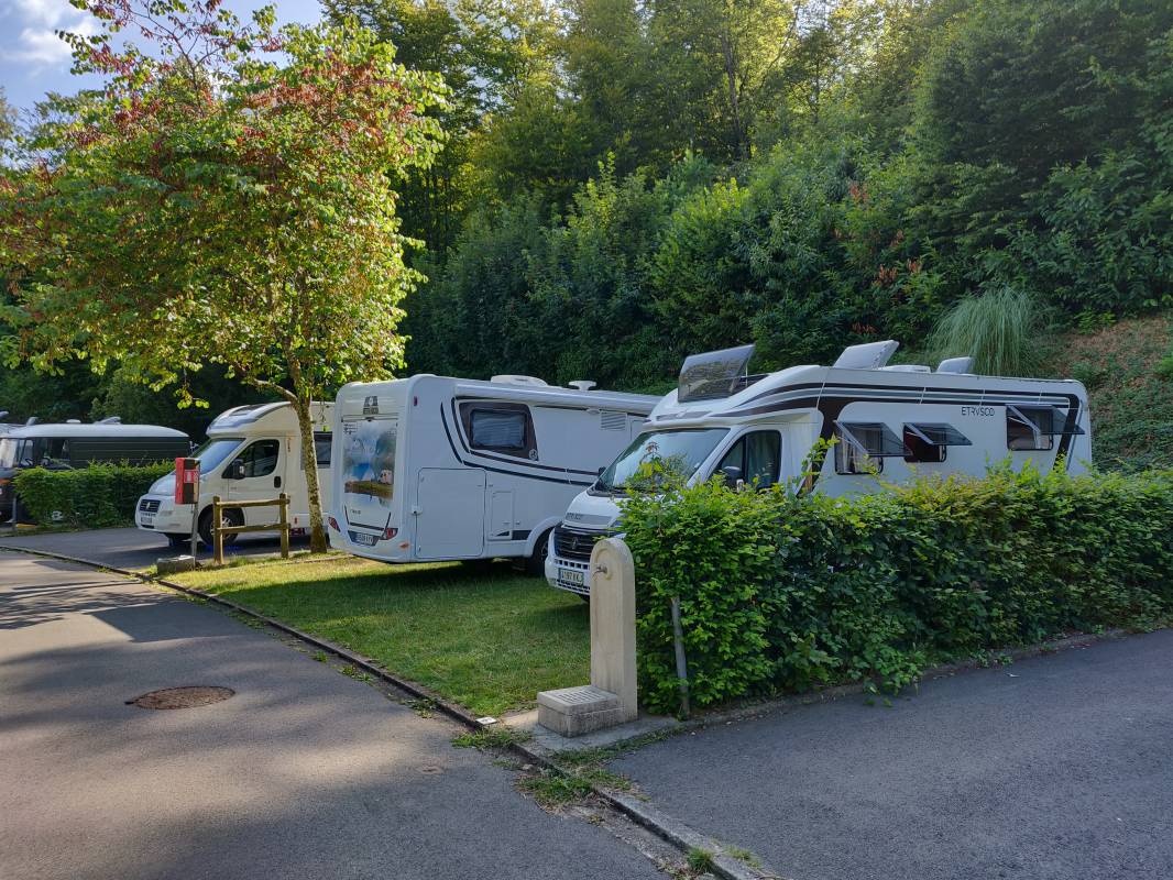 Camping Municipal Le Bois du Séminaire — Sítio de acampamento in Quimper / Bretagne