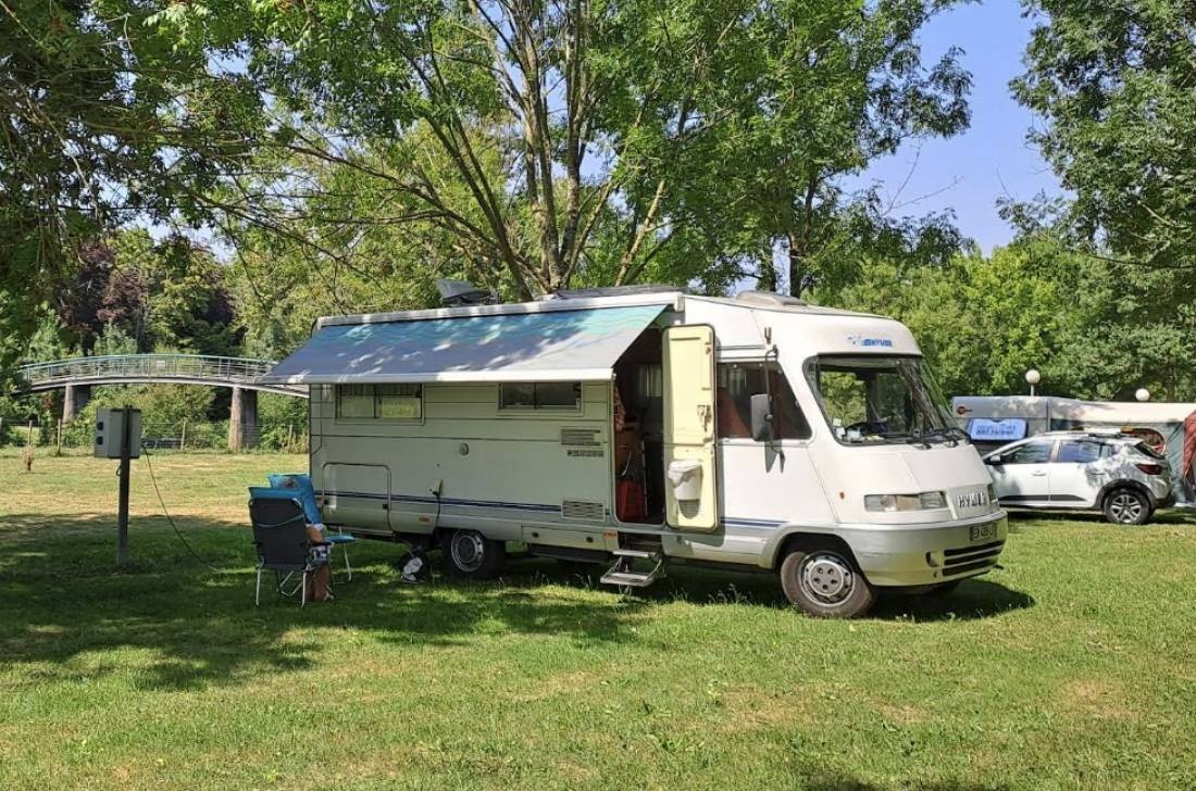 Camping La Bonne Aventure *** — Campingplads in Thoré-la-Rochette