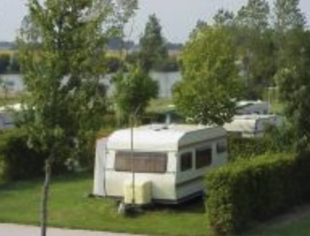 Camping La Foulquetiere — Camping in Luçay-le-Mâle