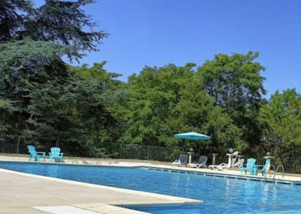 Château de Lacomté - Country Club Camping **** — Photo 2