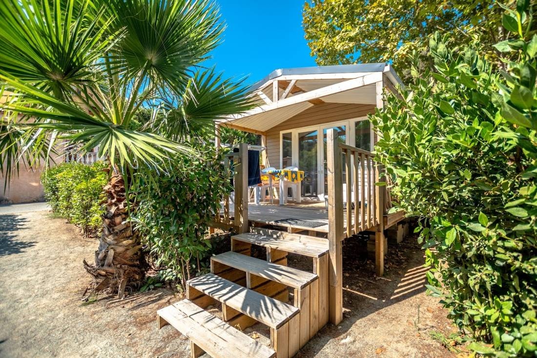 Camping Azur Rivage — Camping Site in Saint-Raphaël