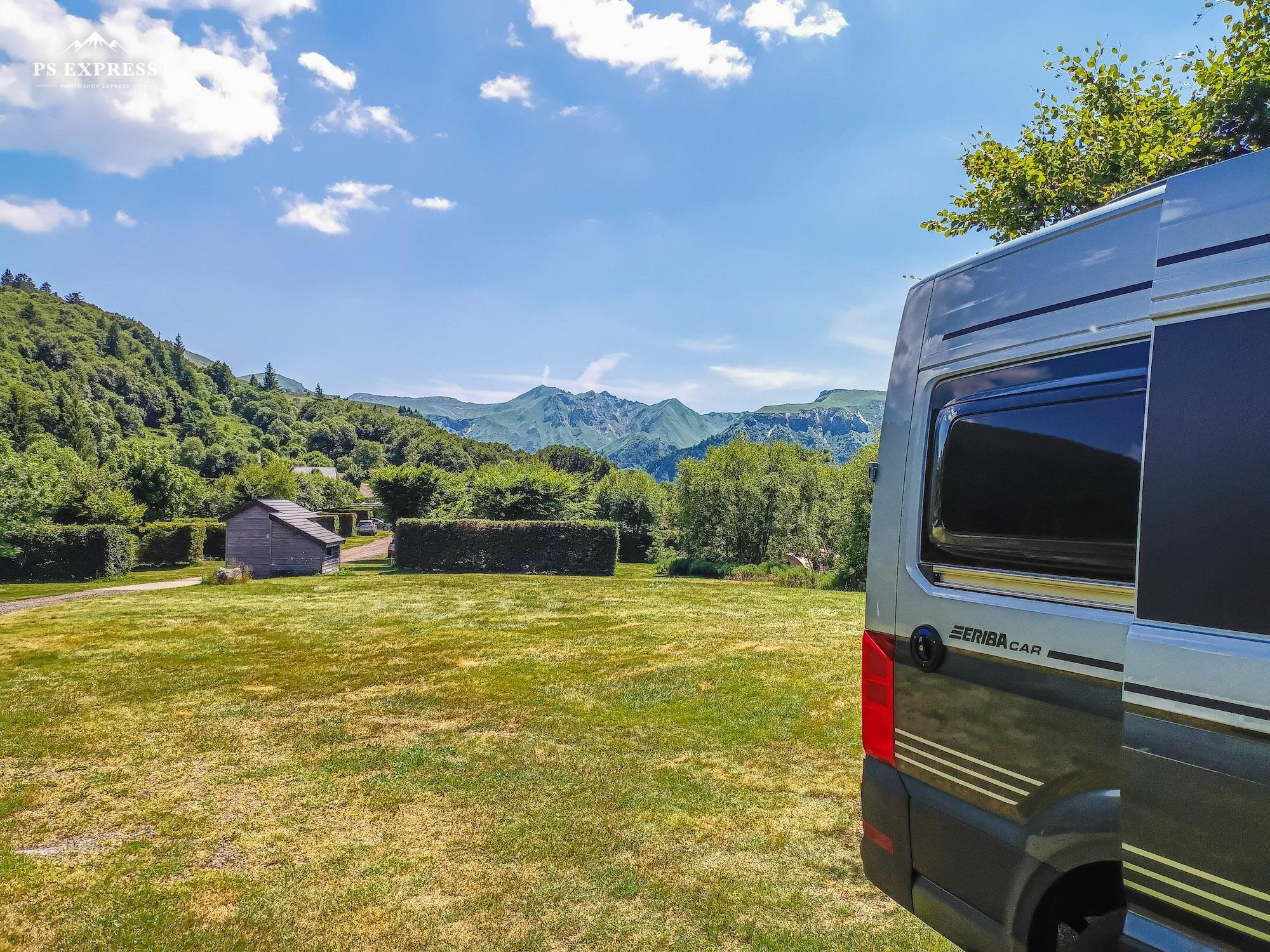 Camping Domaine de la Grande Cascade ** — Camping Site in Mont-Dore