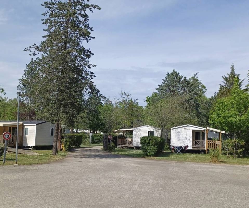 Domaine du Cros d'Auzon **** — Campingplats in Saint-Maurice-d'Ardèche