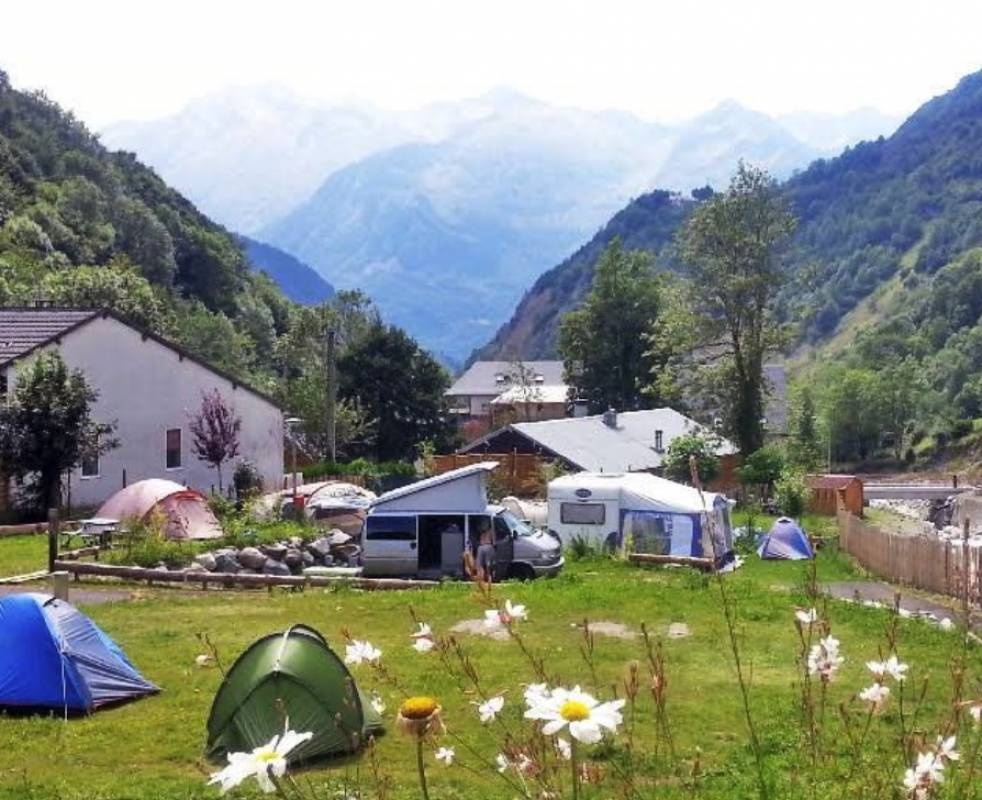 Camping La Ribère *** — Camping in Barèges