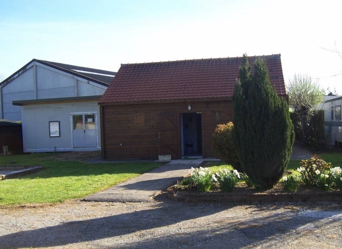 Camping La Source — Campingplatz in Balinghem