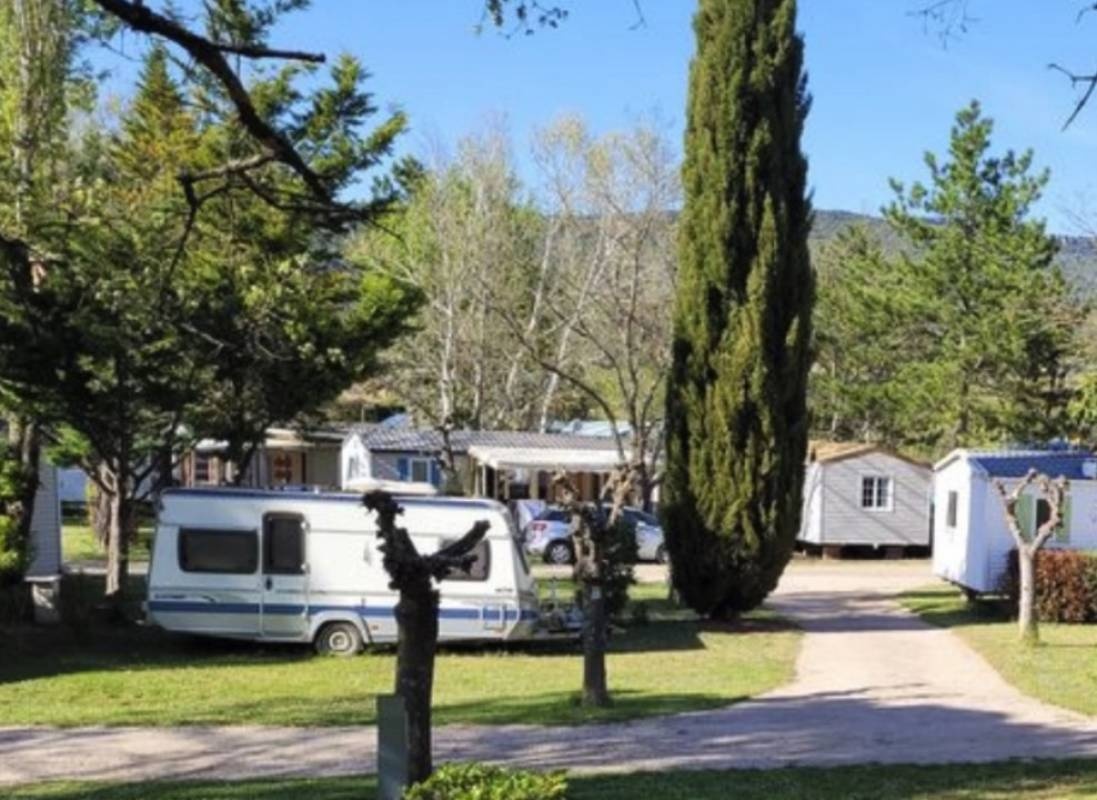 Camping La Vidaresse *** — Camping in Sainte-Anastasie-sur-Issole 