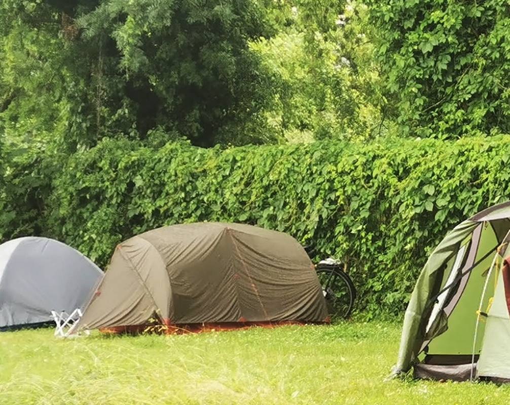 Camping Municipal Les Trillots — 露营地 in Ézy-sur-Eure