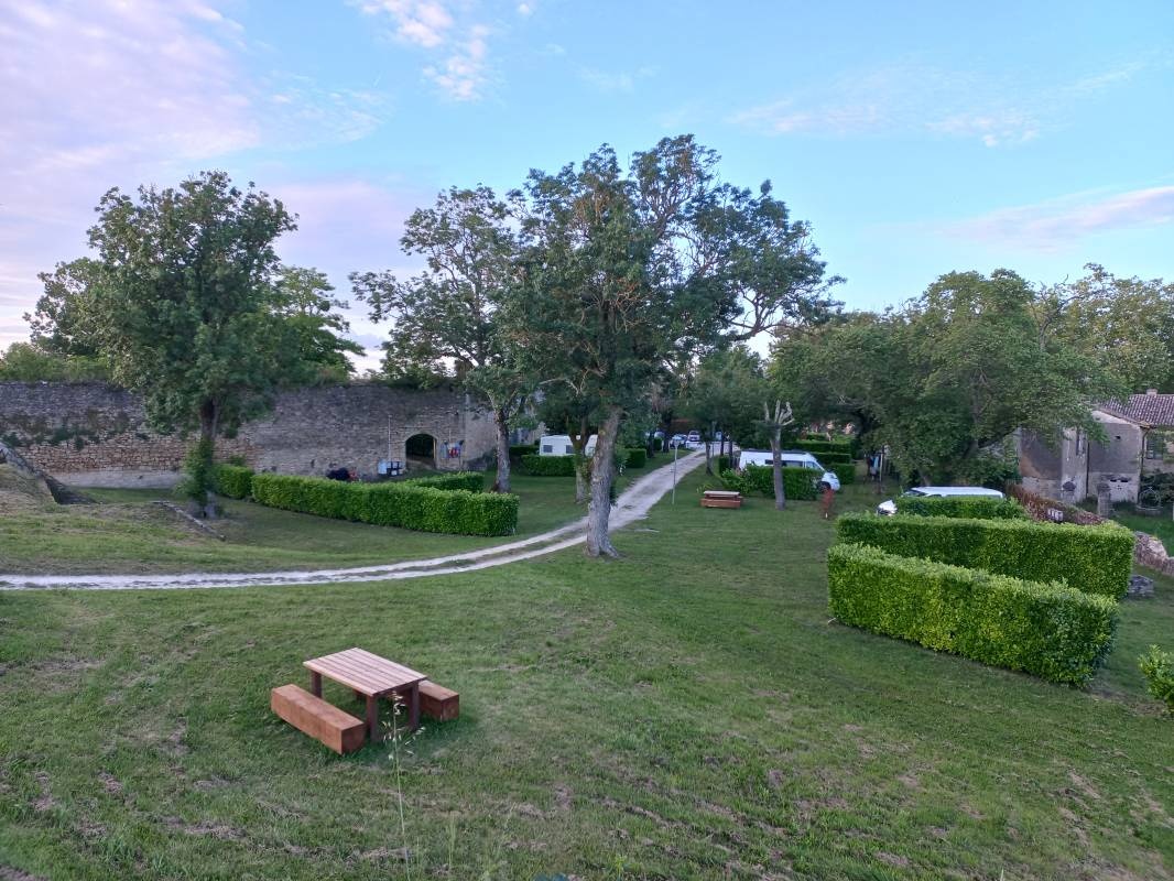 Camping Municipal de la Citadelle — Cámping in Blaye / Nouvelle-Aquitaine