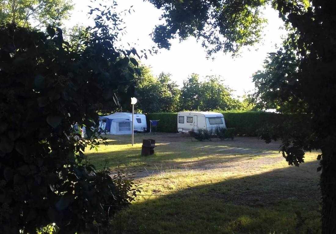 Camping Brillas *** — Campingplads in Les Moutiers-en-Retz