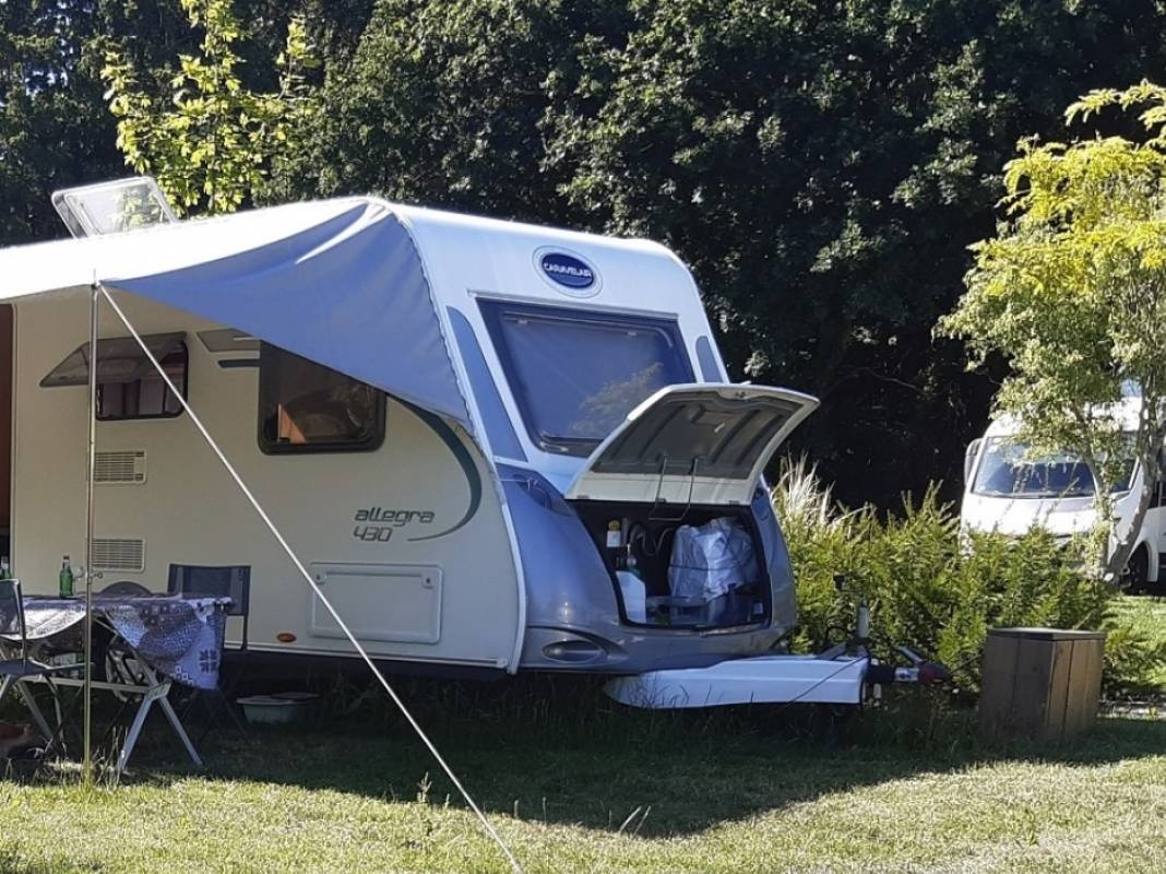 Camping Brillas *** — Campingplats in Les Moutiers-en-Retz