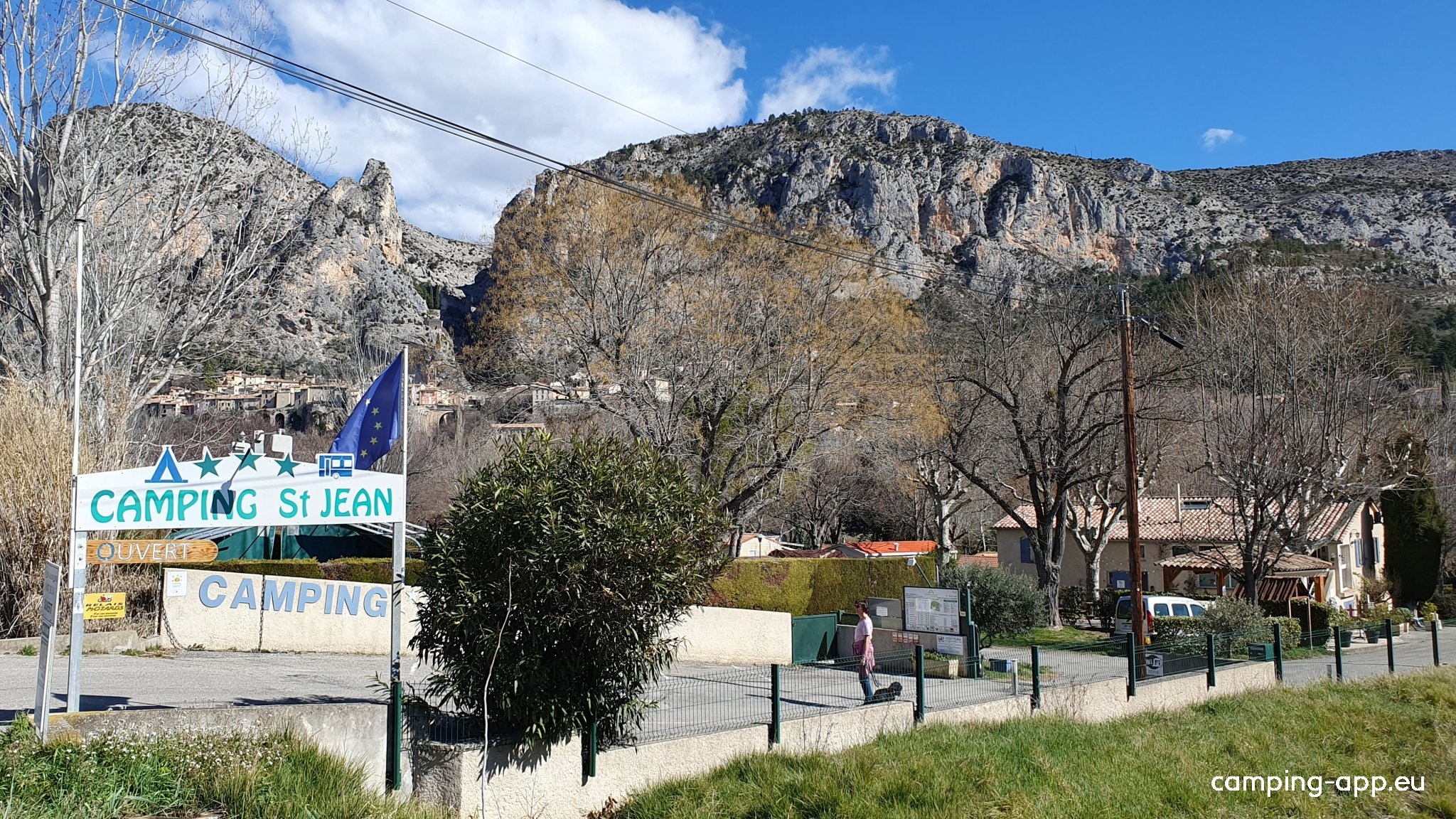 Camping Saint-Jean *** — Campingplatz in Moustiers-Sainte-Marie