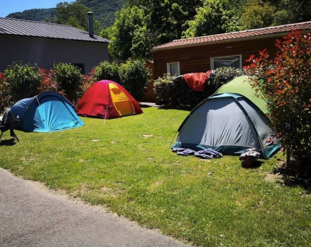 Camping La Porte des Cimes — Cámping in L'Hospitalet-près-l'Andorre